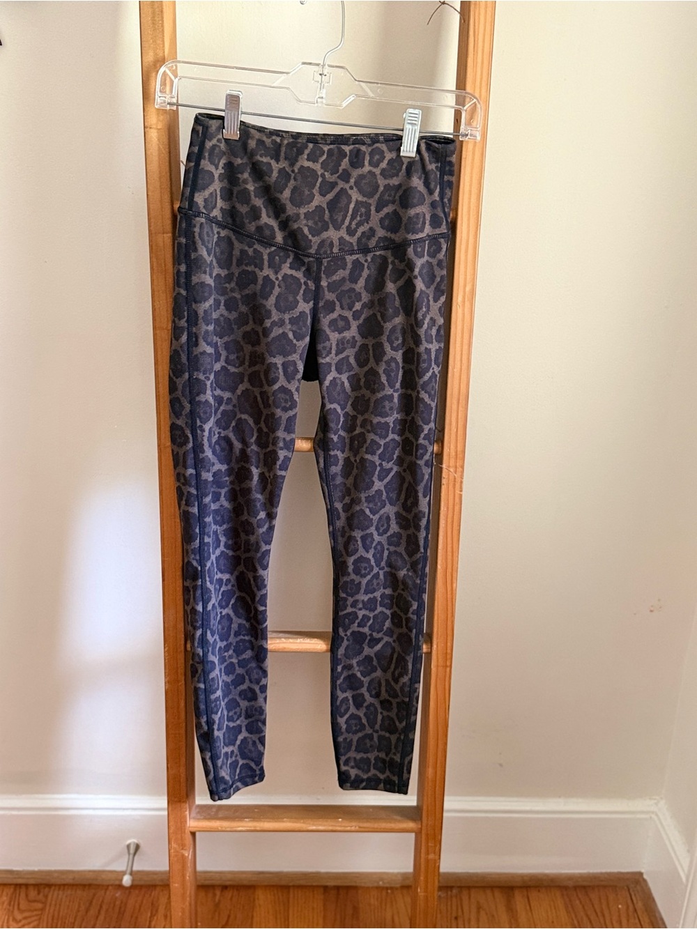 Move Theology Leopard Print High-Waist Leggings - Black and Charcoal